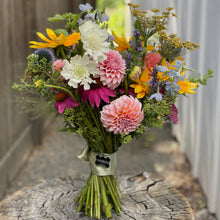 Load image into Gallery viewer, Bridal Bouquet