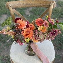 Load image into Gallery viewer, Bridal Bouquet