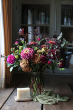 Load image into Gallery viewer, Moody Mauves