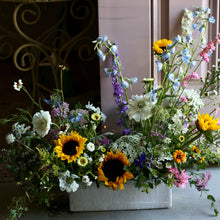 Load image into Gallery viewer, Ground Garden Box