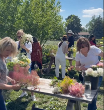 Load image into Gallery viewer, Spring Floral Design Workshop | June 6